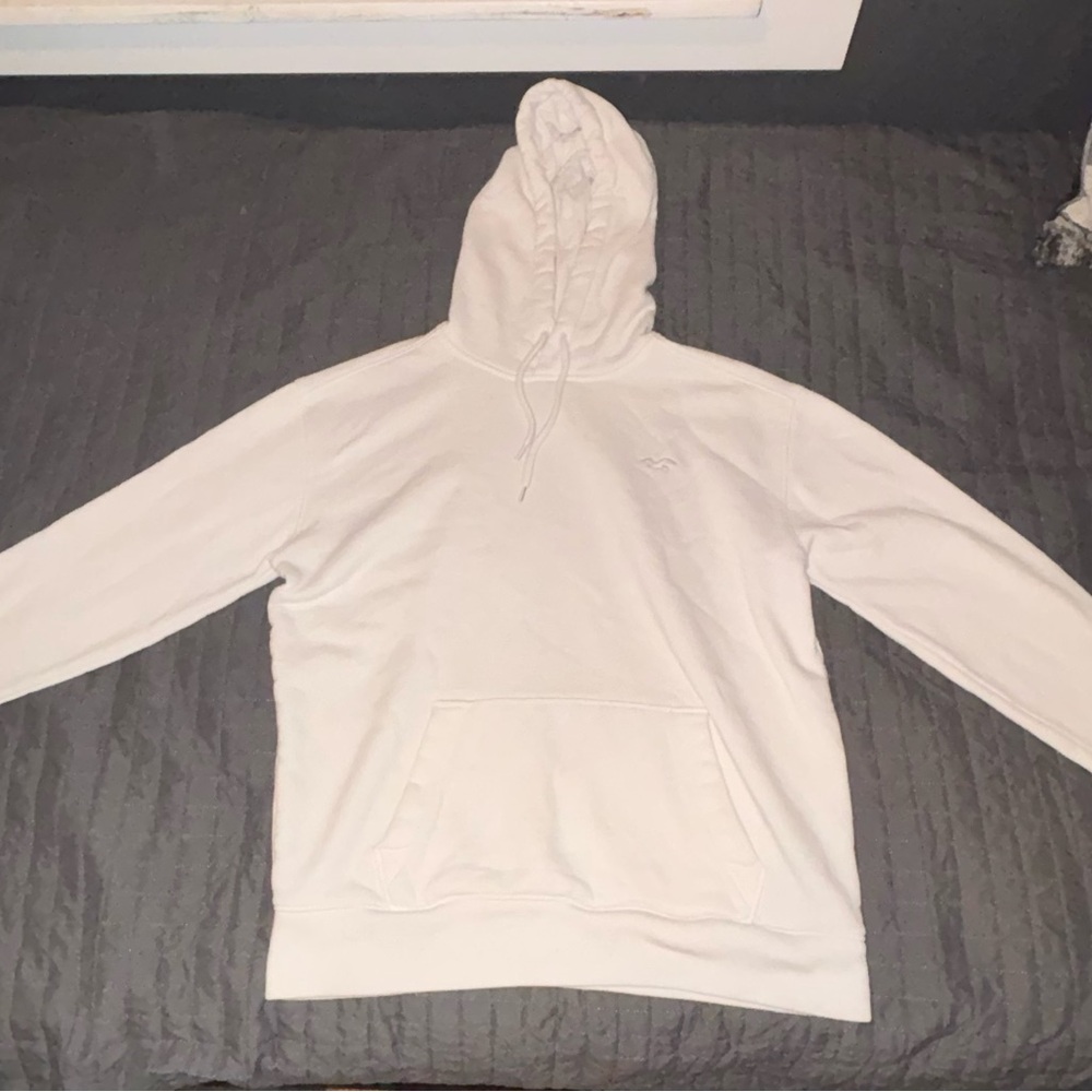 Hollister Men's Classic White CottonHoodie